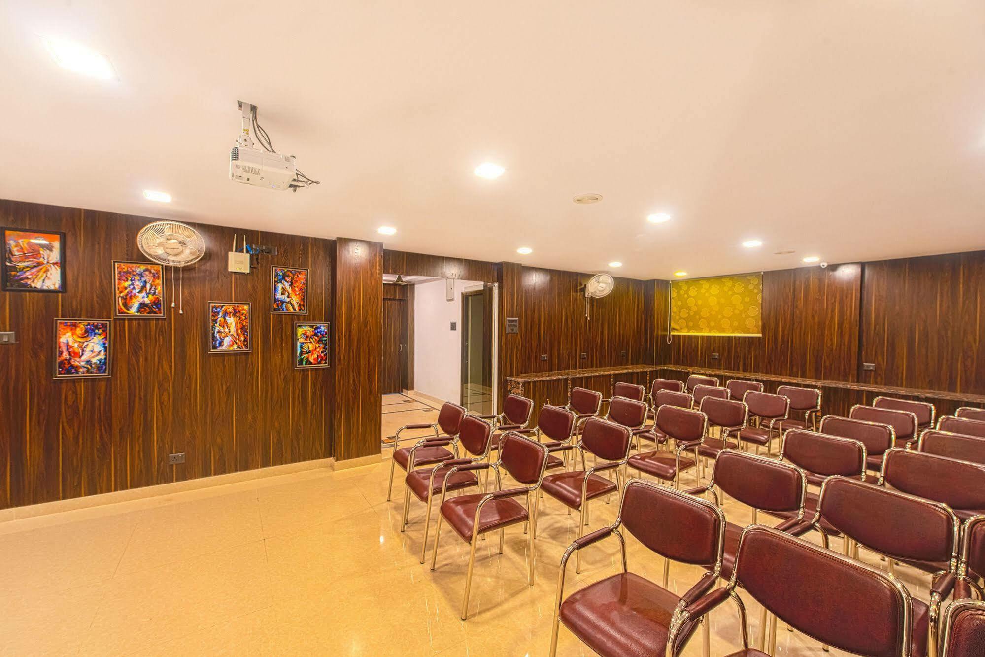 מלון כלכותה Treebo Orion Sapphire, Beck Bagan מראה חיצוני תמונה